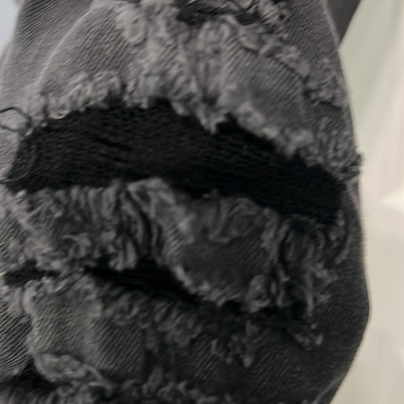 Express High Rise destructed - Picture 4 of 7